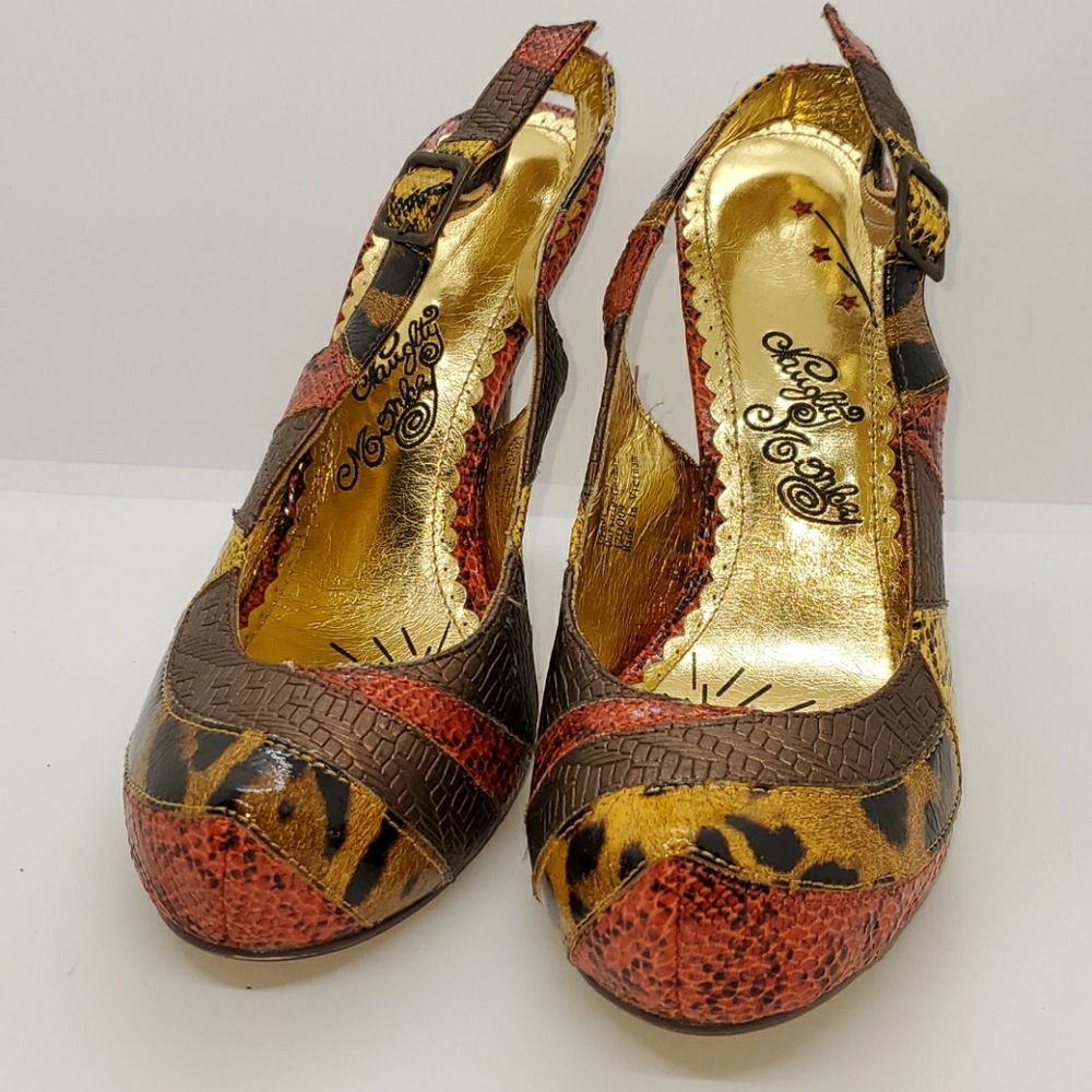 Naughty Monkey Easter Basket Pump - image 1